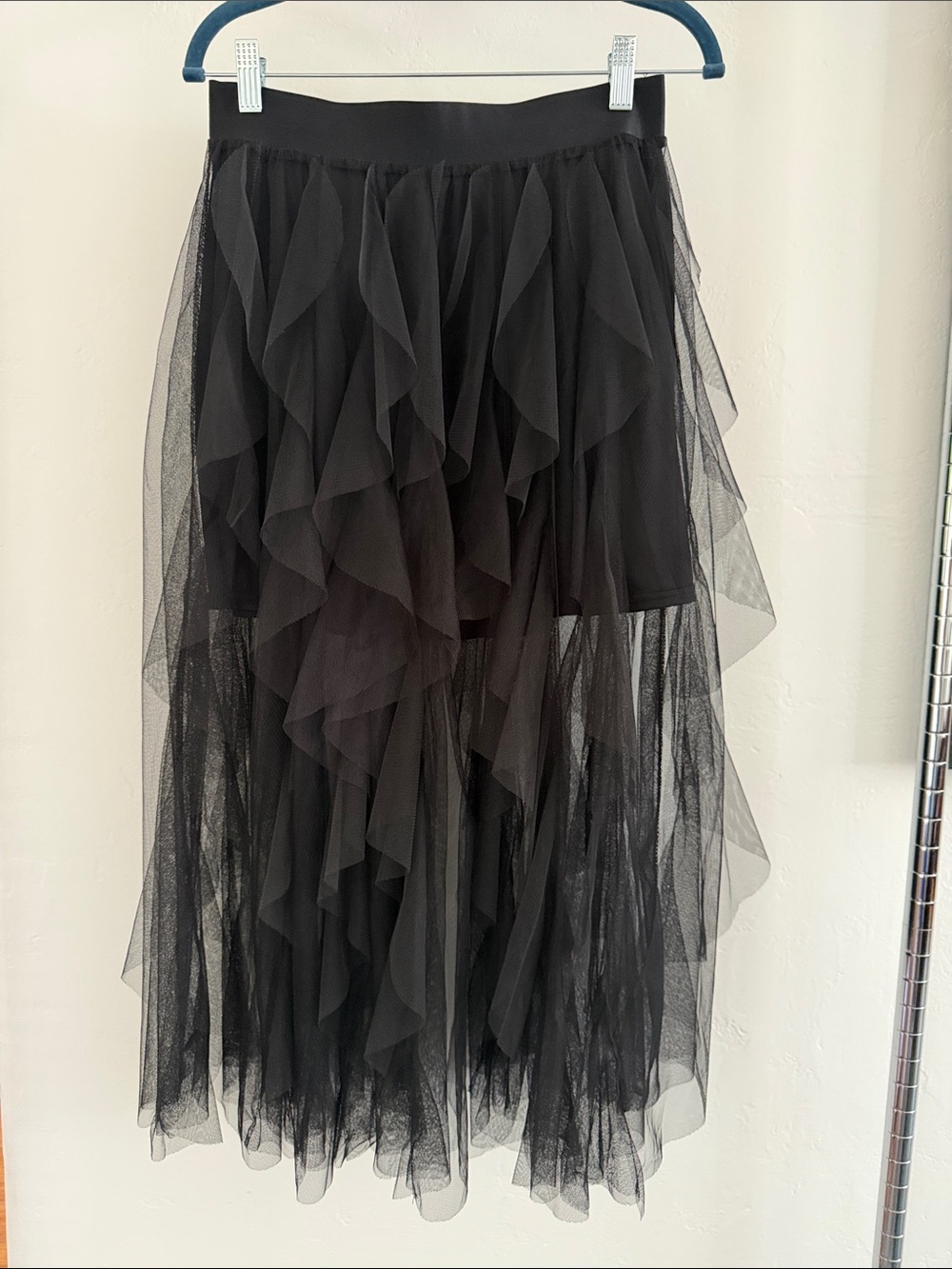 Women’s black tulle ruffled skirt - Large